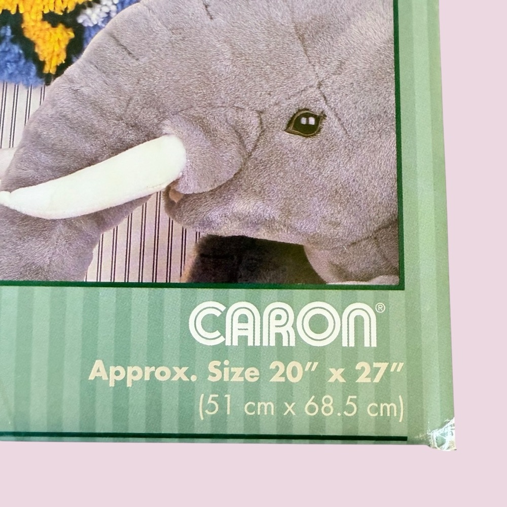Caron Natura Noah's Ark Latch Hook Kit PLUS TOOL 20x27" Bible Story Animals R016 - Picture 7 of 10